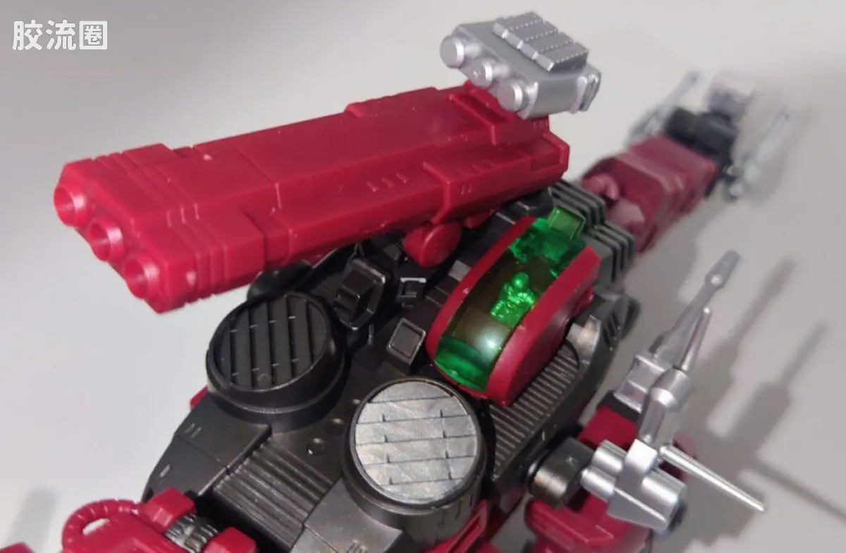 T-SPARK REALIZE MODEL RMZ-014 真红三角龙 盖洛斯配色 - 图片